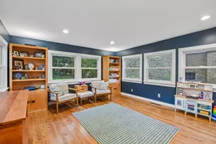 606 S Dryden Pl, Arlington Heights, IL 60005 - Photo 7
