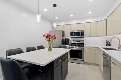 6800 N California Avenue #4L, Chicago, IL 60645 - Photo 7