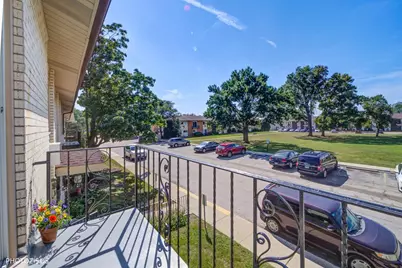 8852 N Leslie Lane #2C, Des Plaines, IL 60016 - Photo 21