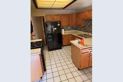 5560 Court F, Hanover Park, IL 60133 - Photo 7