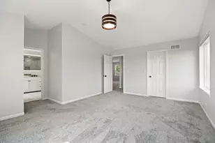 391 Copper Springs Ln, Elgin, IL 60124 - Photo 21