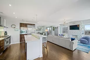 4350 N Broadway St, Chicago, IL 60613 - Photo 11