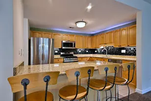 875 E 22nd St, Lombard, IL 60148 - Photo 21