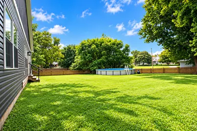 16 Grove Street, Bristol, IL 60512 - Photo 5