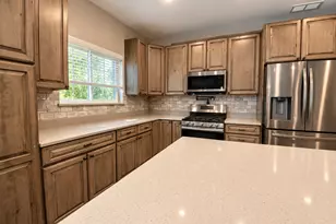16 Grove St, Bristol, IL 60512 - Photo 13
