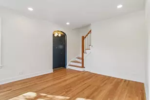 7659 S Hoyne Ave, Chicago, IL 60620 - Photo 5