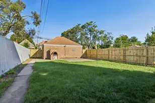 7659 S Hoyne Ave, Chicago, IL 60620 - Photo 29
