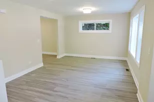 8043 S Wood St, Chicago, IL 60620 - Photo 5