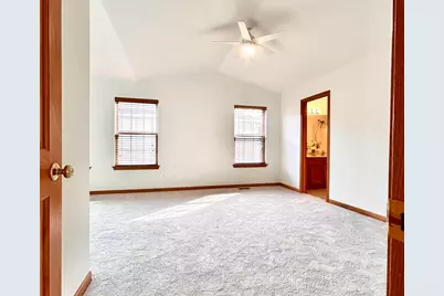3499 White Oak Drive, Dekalb, IL 60115 - Photo 15