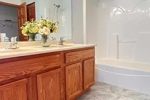 3499 White Oak Dr, Dekalb, IL 60115 - Photo 21