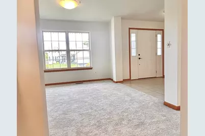 3499 White Oak Drive, Dekalb, IL 60115 - Photo 5