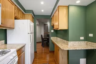 17242 Ridgeland Ave, Tinley Park, IL 60477 - Photo 13