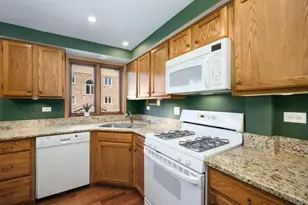17242 Ridgeland Ave, Tinley Park, IL 60477 - Photo 11