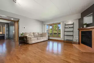 17242 Ridgeland Ave, Tinley Park, IL 60477 - Photo 3