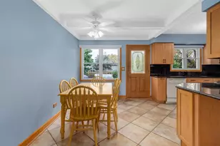 815 N Rumple Ln, Addison, IL 60101 - Photo 9