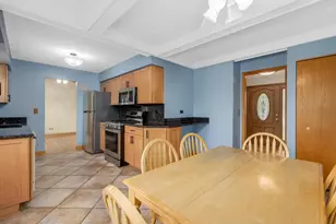 815 N Rumple Ln, Addison, IL 60101 - Photo 7