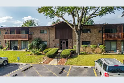 200 Willow Lane #C-219, Willow Springs, IL 60480 - Photo 1