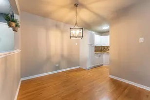 200 Willow Ln, Willow Springs, IL 60480 - Photo 7
