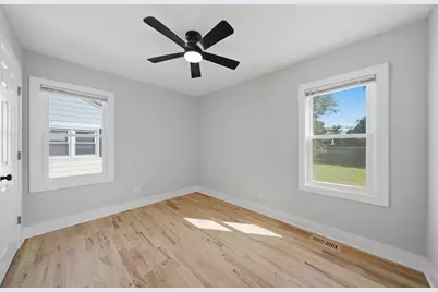 1309 Howard Avenue, Berkeley, IL 60163 - Photo 5
