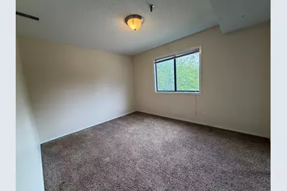 1340 Brook Street #E, Saint Charles, IL 60174 - Photo 15