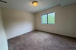 1340 Brook St, Saint Charles, IL 60174 - Photo 15