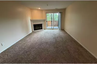 1340 Brook Street #E, Saint Charles, IL 60174 - Photo 9