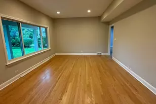 232 Linden Rd, Northbrook, IL 60062 - Photo 3