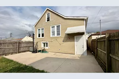 2329 N McVicker Avenue, Chicago, IL 60639 - Photo 3