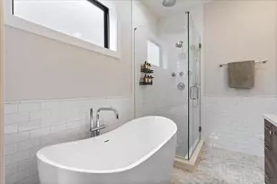 2625 N Wilton Ave, Chicago, IL 60614 - Photo 13