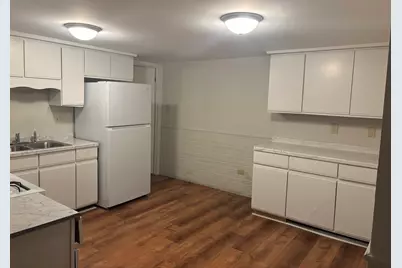 322 College Avenue #1, Dekalb, IL 60115 - Photo 5