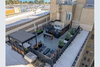 3314 N Lake Shore Drive #9D, Chicago, IL 60657 - Photo 25