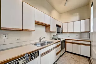 3314 N Lake Shore Dr, Chicago, IL 60657 - Photo 9