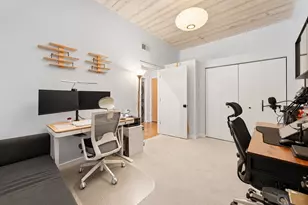 3260 N Clark St, Chicago, IL 60657 - Photo 21
