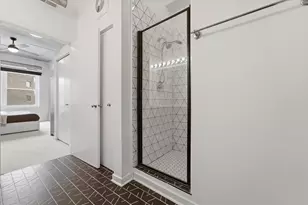 3260 N Clark St, Chicago, IL 60657 - Photo 19
