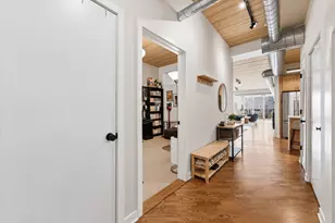 3260 N Clark St, Chicago, IL 60657 - Photo 25