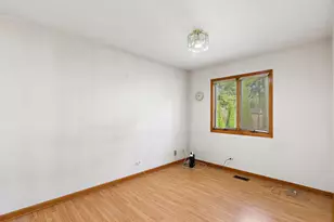 1600 Brentford Dr, Naperville, IL 60563 - Photo 27