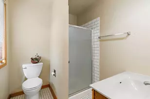 1600 Brentford Dr, Naperville, IL 60563 - Photo 51