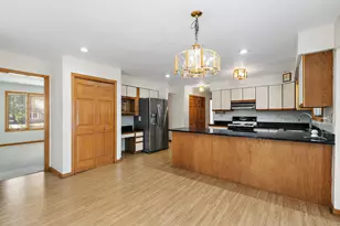 1600 Brentford Dr, Naperville, IL 60563 - Photo 17