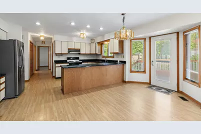 1600 Brentford Drive, Naperville, IL 60563 - Photo 15
