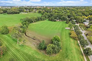 1600 Brentford Dr, Naperville, IL 60563 - Photo 73