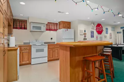 560 Lakeland Drive, Lake Bluff, IL 60044 - Photo 17