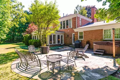 560 Lakeland Drive, Lake Bluff, IL 60044 - Photo 25