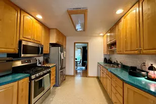 402 S Na Wa Ta Ave, Mount Prospect, IL 60056 - Photo 9