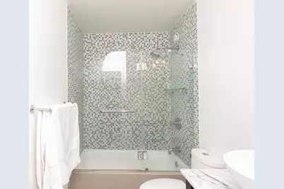 211 E Ohio Street #618, Chicago, IL 60611 - Photo 15