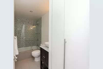 211 E Ohio Street #618, Chicago, IL 60611 - Photo 13