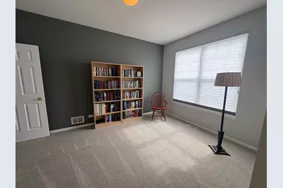1057 Dana Court, Antioch, IL 60002 - Photo 9