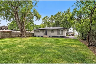 671 W Saint Aubin Drive, Addison, IL 60101 - Photo 25
