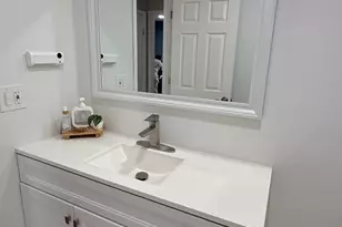 219 Pinewood Ln, Bloomingdale, IL 60108 - Photo 21