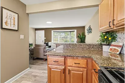 8420 W 83rd Street, Justice, IL 60458 - Photo 9