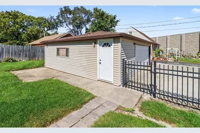8420 W 83rd Street, Justice, IL 60458 - Photo 19